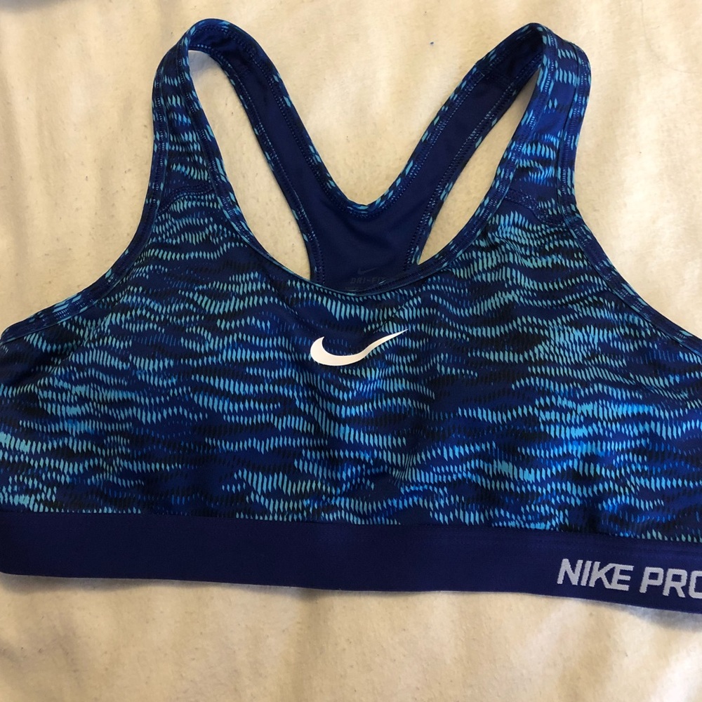 Nike dri-fit sports bra
